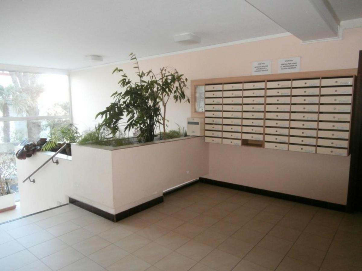 Joli Studio En Centre-Ville Avec Parking, Animaux Admis - Fr-1-2-304 Hendaye Exteriér fotografie